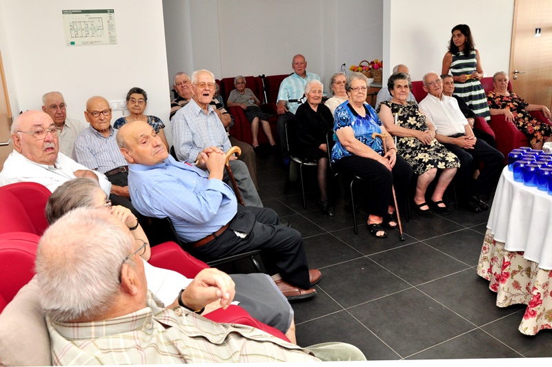 517_25624-2015-07-31-fotografia-fundacao-vaquinhas-e-velez-do-peso-reforca-funcao-social-100