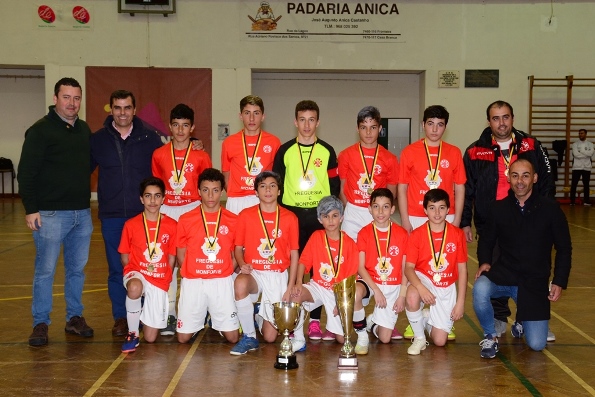 1556_2020-03-02-foto-iniciados-de-futsal-do-monfortense-campeoes-distritais-e-da-supertaca-100