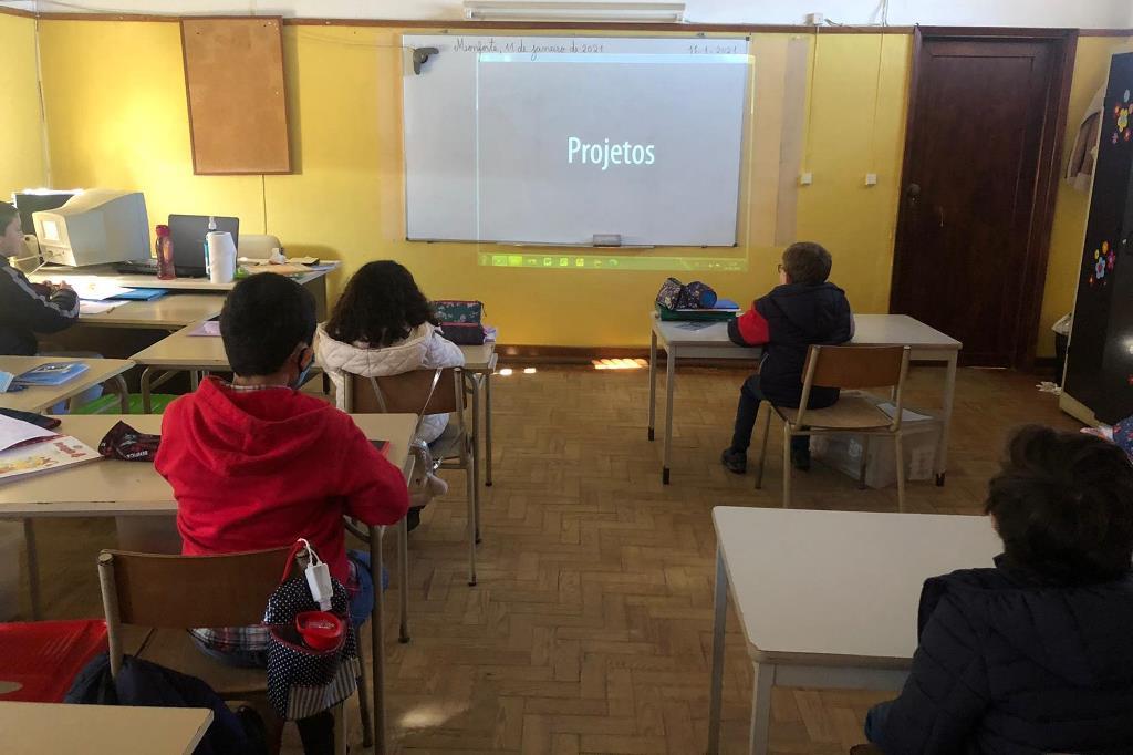 2021-01-14-foto-biblioteca-municipal-celebra-aniversario-simbolicamente-101 (1)