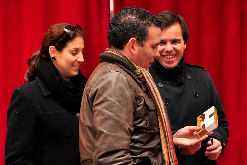 377_19975-2014-12-15-fotografia-da-universidade-senior-festa-de-natal-com-grande-alegria-e-animacao-