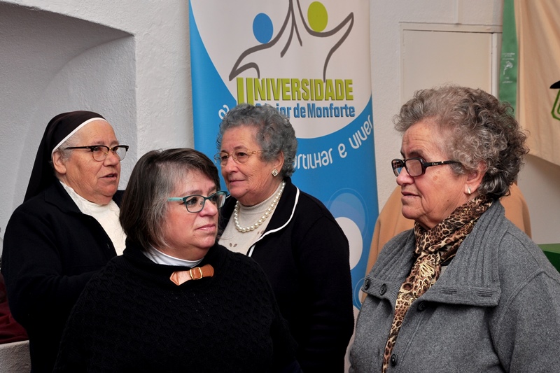 379_20094-2015-01-12-fotografia-universidade-senior-comemorou-2-aniversario-112