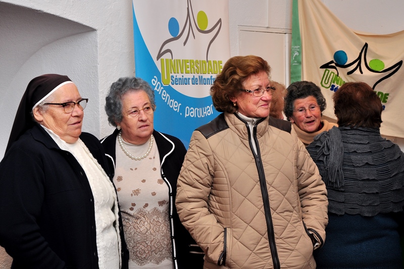 379_20096-2015-01-12-fotografia-universidade-senior-comemorou-2-aniversario-114