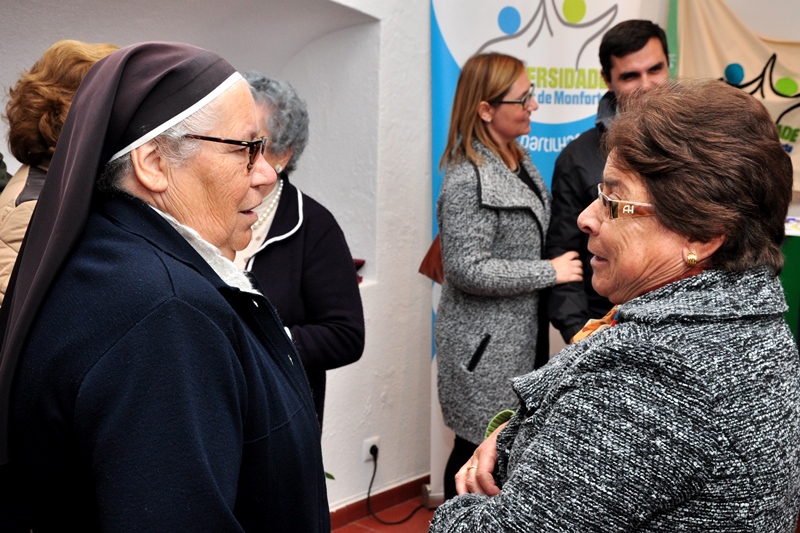 379_20100-2015-01-12-fotografia-universidade-senior-comemorou-2-aniversario-118