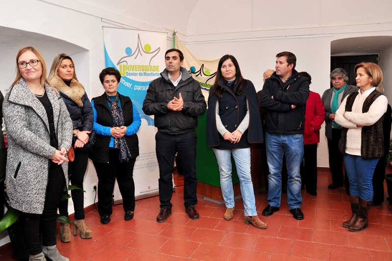 379_20101-2015-01-12-fotografia-universidade-senior-comemorou-2-aniversario-119