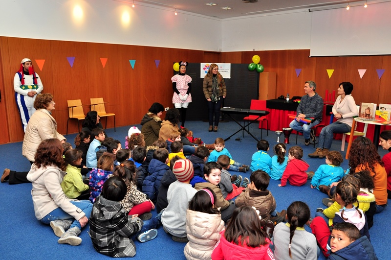 380_20284-2015-01-13-fotografia-de-biblioteca-municipal-de-monforte-comemora-20-anos-114