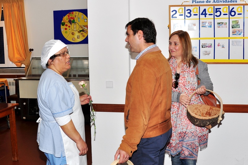 395_21616-2015-03-10-fotografia-camara-municipal-de-monforte-homenageia-mulheres-115