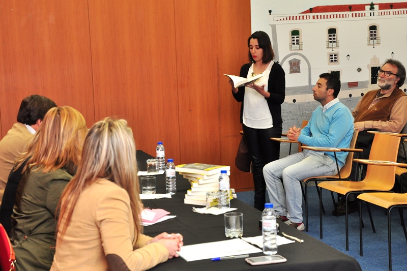 432_22493-2015-04-21-fotografia-ines-pedrosa-foi-a-monforte-falar-do-seu-desamparo-107