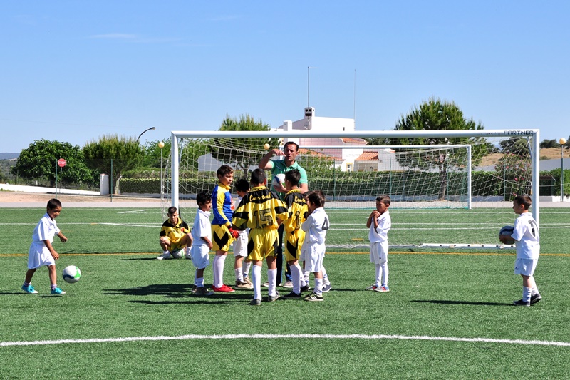 470_24093-2015-05-26-fotografia-agir-monforte-sensibiliza-com-futebol-115