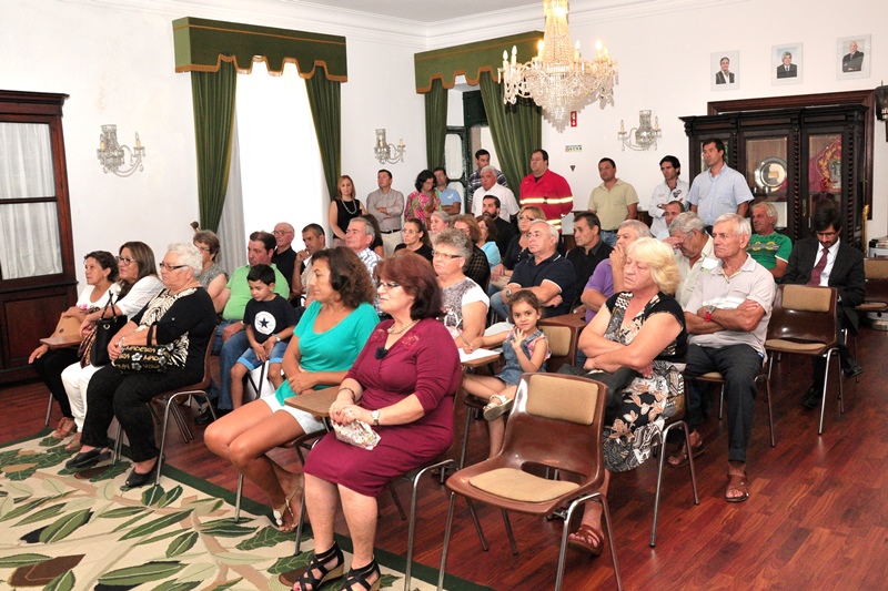 541_26206-2015-09-04-fotografia-municipio-recebe-gratuitamente-57-casas-do-ihru-102