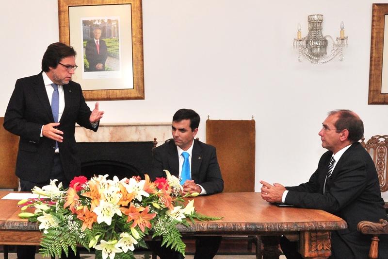 541_26208-2015-09-04-fotografia-municipio-recebe-gratuitamente-57-casas-do-ihru-104