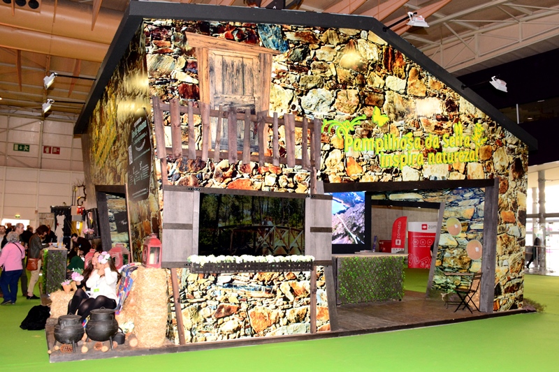 649_29233-2016-03-09-fotografia-municipio-de-monforte-presente-na-mais-importante-feira-de-turismo-1