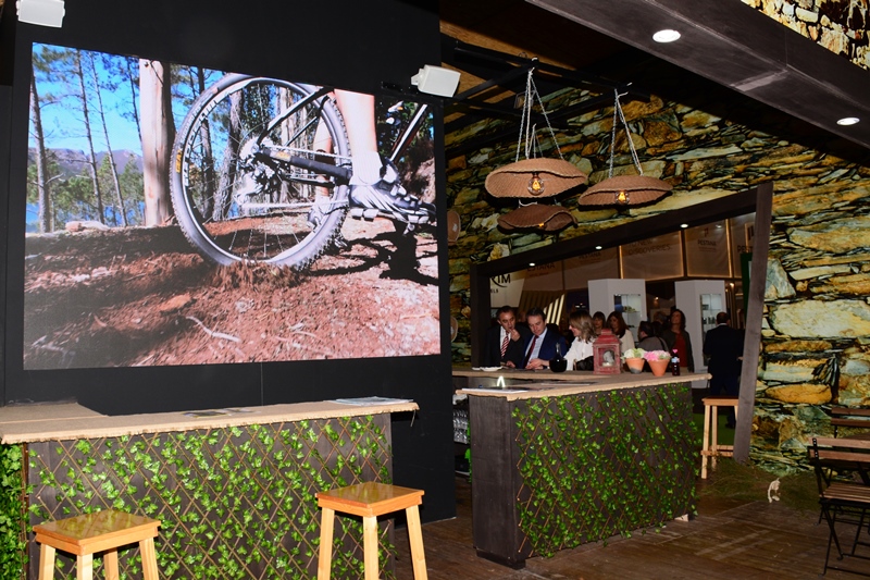 649_29235-2016-03-09-fotografia-municipio-de-monforte-presente-na-mais-importante-feira-de-turismo-1