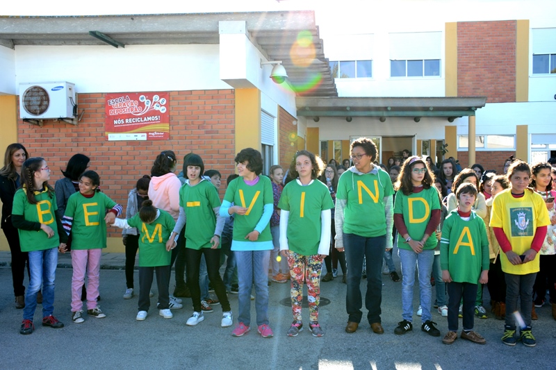828_37995-2016-11-24-fotografia-secretaria-de-estado-ve-com-bons-olhos-o-centro-escolar-114