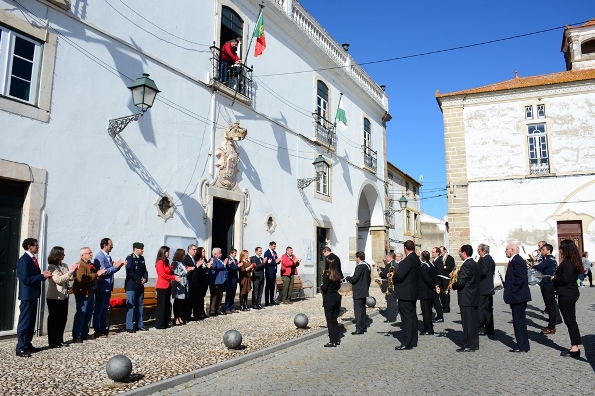 2022-04-27-foto-em-monforte-25-de-abril-sempre-100