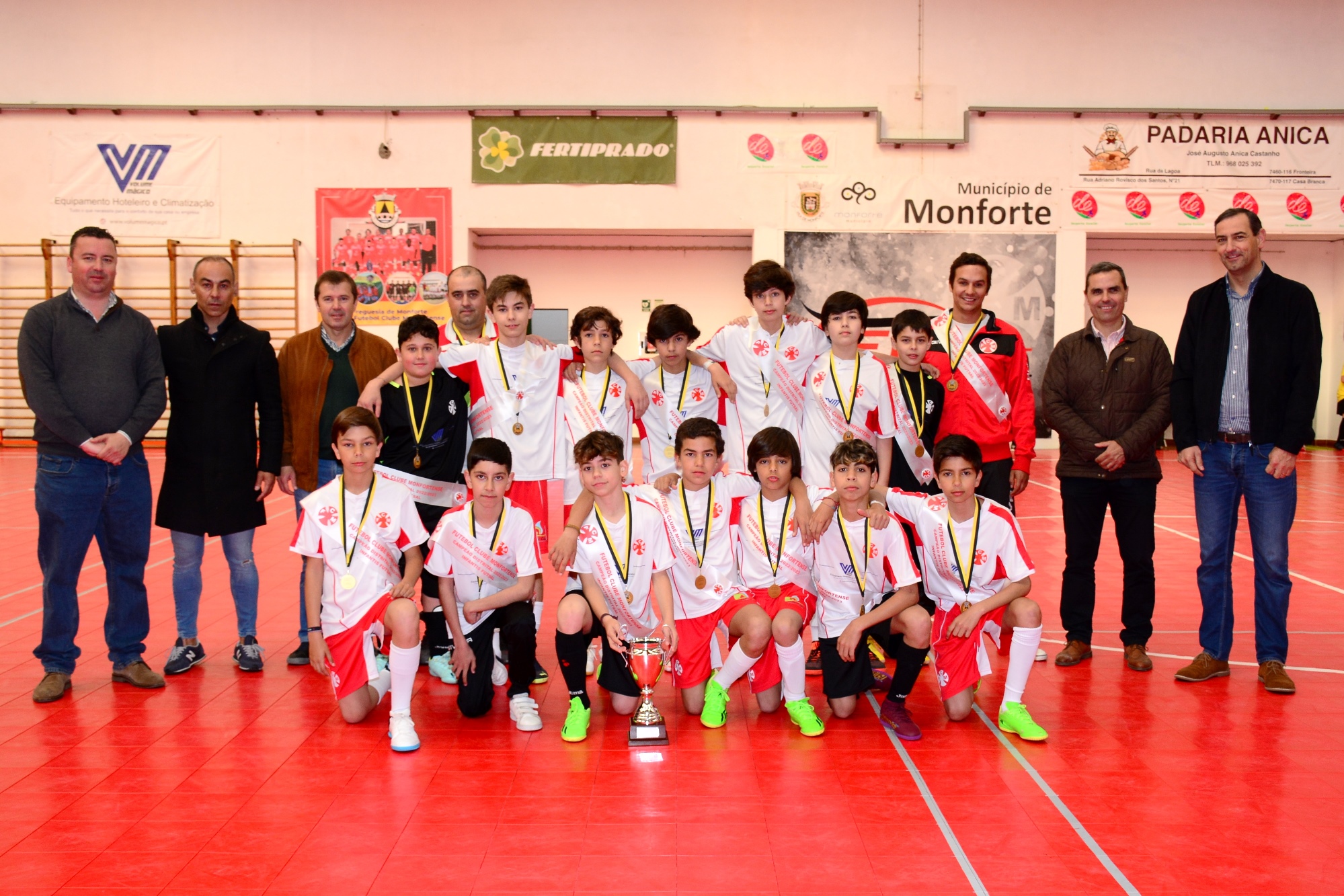 2023-03-27-foto-infantis-de-futsal-campeoes-distritais-(100)