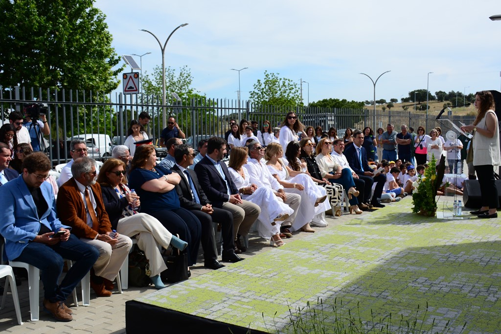 2023-05-09-foto-municipio-atribui-nome-de-joao-maria-carrico-ao-agrupamento-de-escolas-(110)