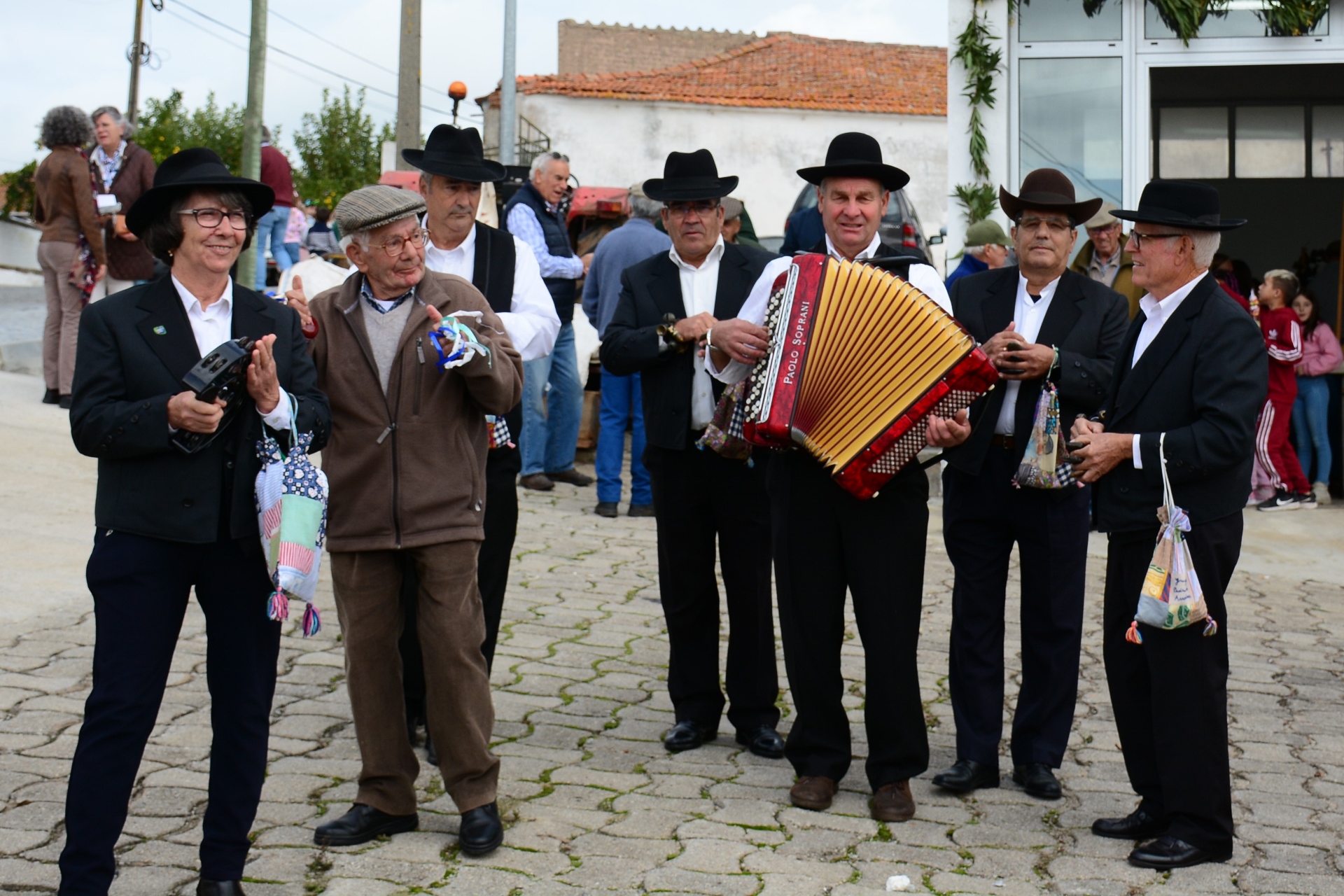 2023-11-14-foto-ha-17-anos-a-celebrar-o-dia-de-sao-martinho-(177) (1920x1280)