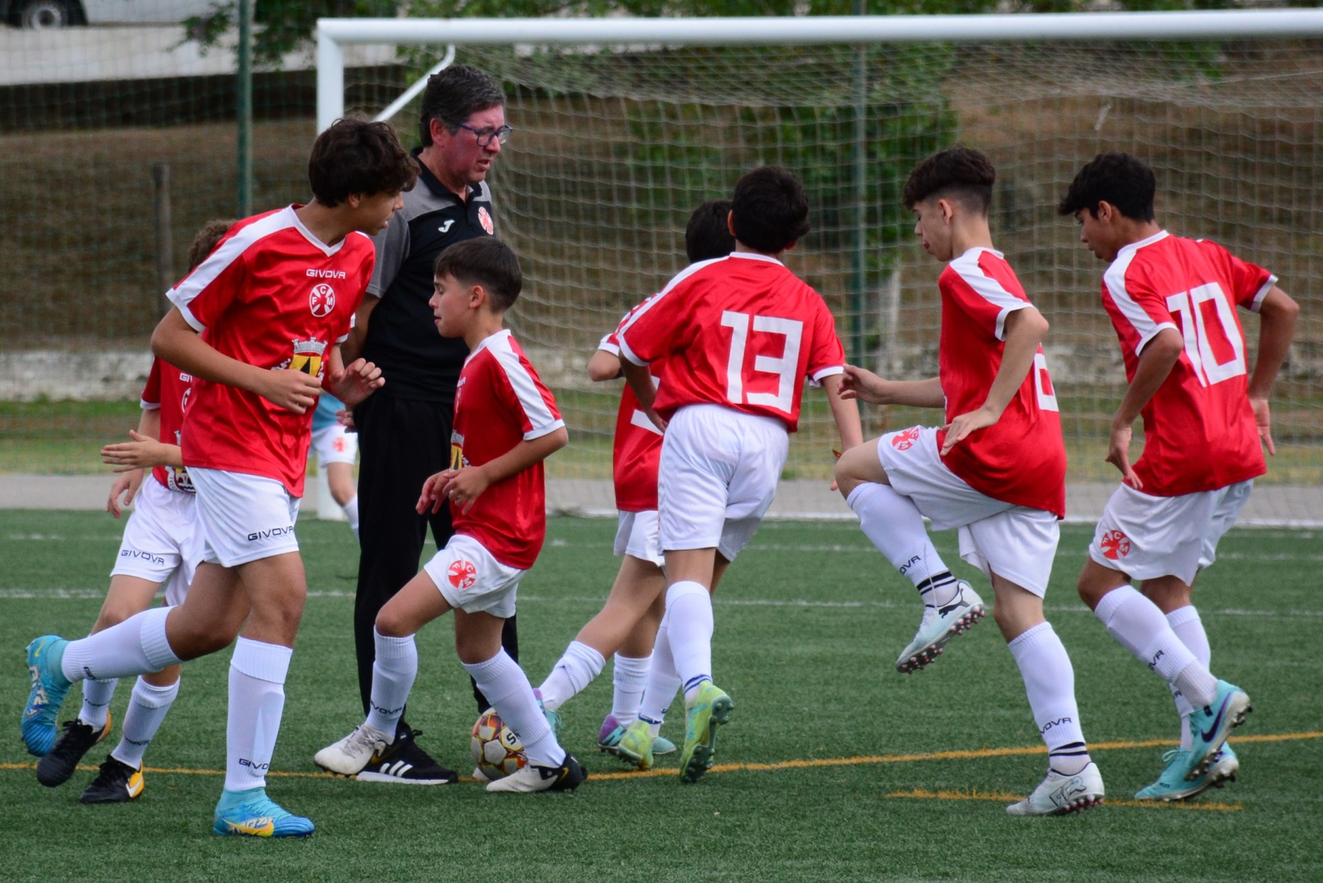 2024-05-07-foto-futebol-clube-monfortense-campeao-distrital-sub-12-(247) (Fotos)