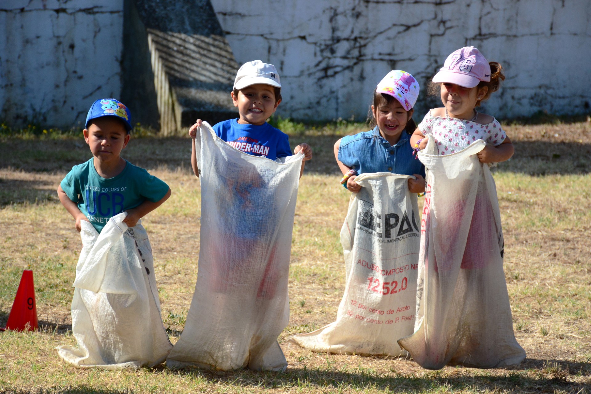 2024-06-04-foto-municipio-oferece-brincadeiras-a-centenas-de-criancas-(100) (Fotos)