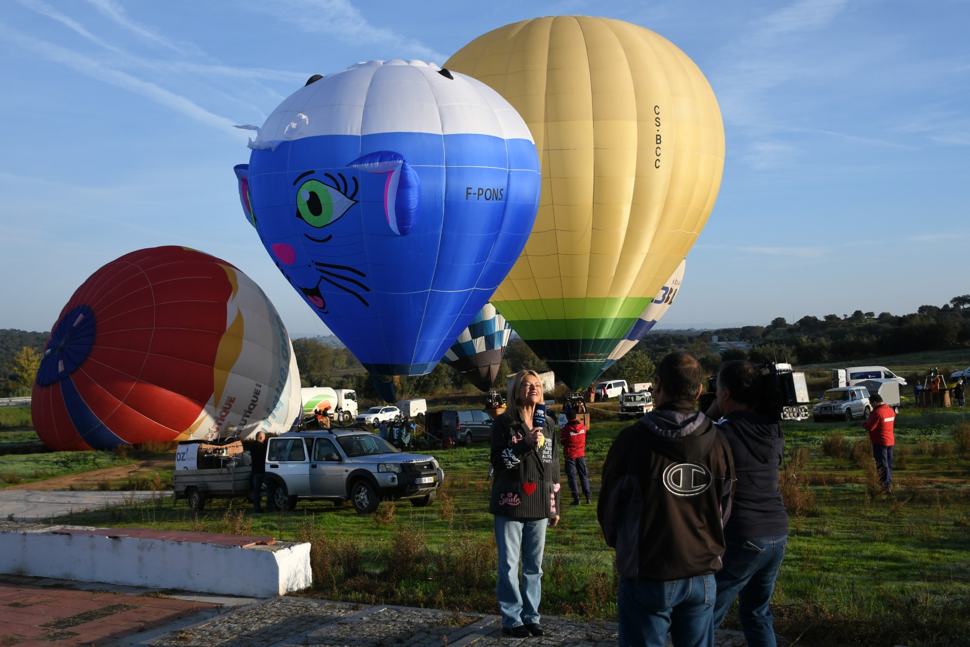 2024-11-08-foto-maior-festival-de-baloes-de-ar-quente-volta-a-colorir-ceu-de-monforte-(132)