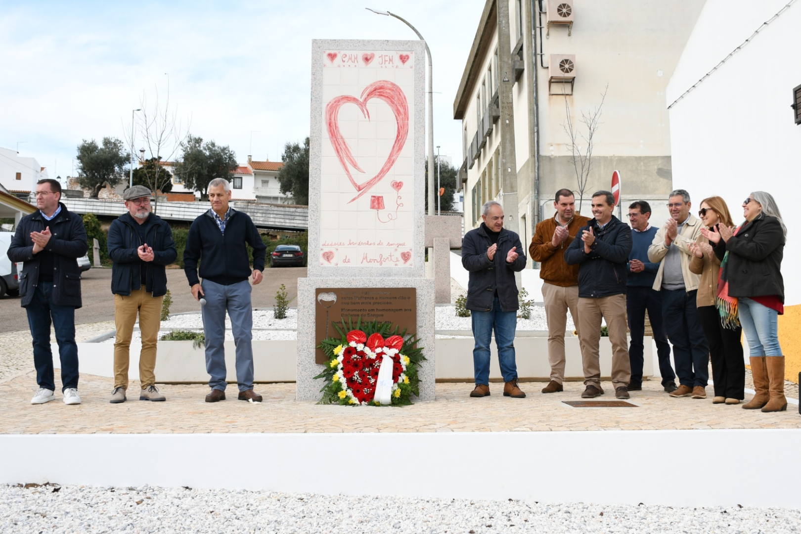 2024-12-26-foto-monumento-de-homenagem-aos-dadores-de-sangue-(100)