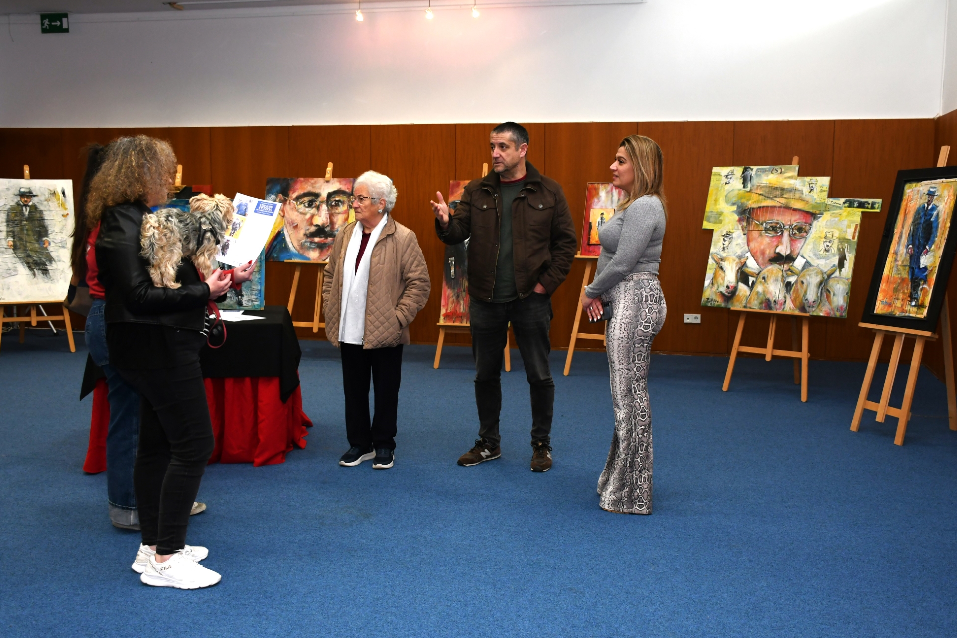 PATICO VISITA OS SEUS “PESSOAS” NA BIBLIOTECA MUNICIPAL