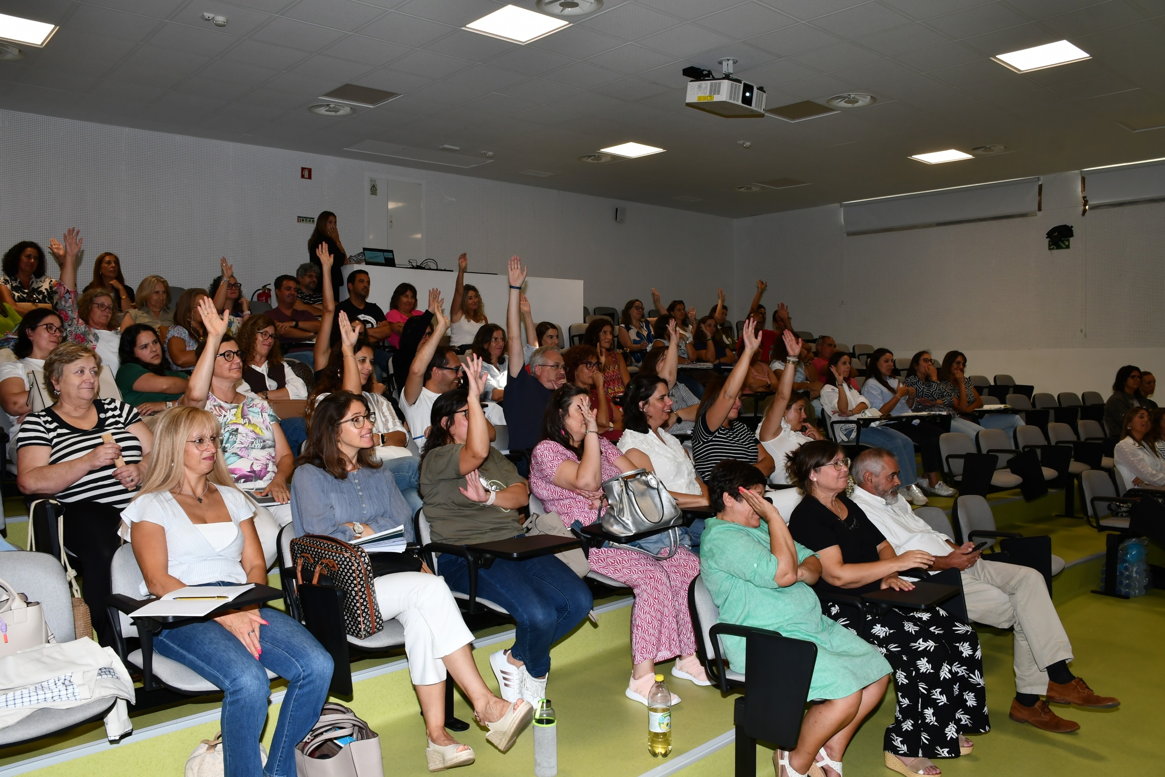 2025-09-16-foto-gerir-os-conflitos-pela-positiva-(110)