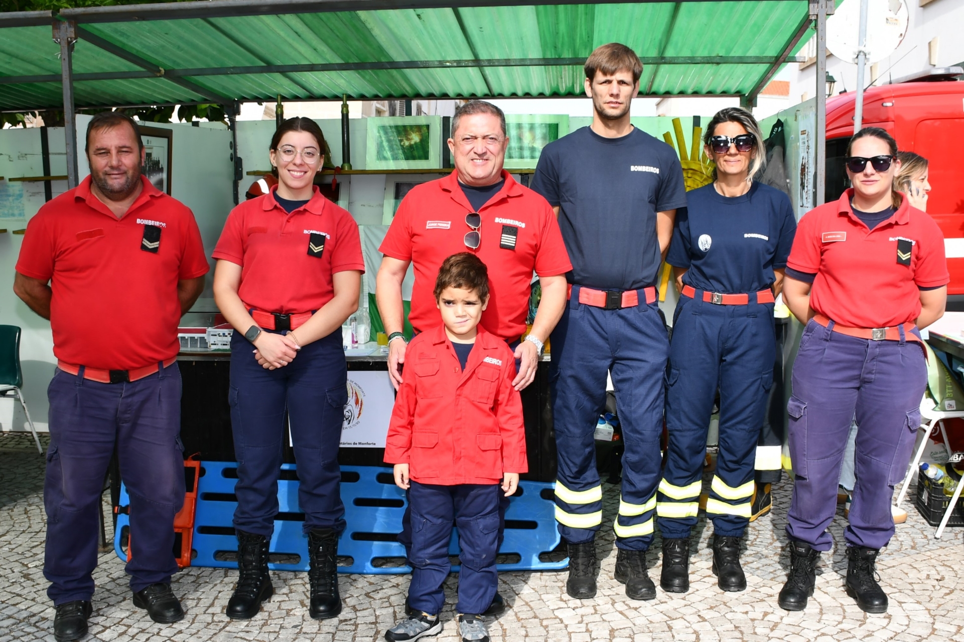 2025-10-21-foto-dia-das-associacoes-eco-dos-direitos-humanos-(109)