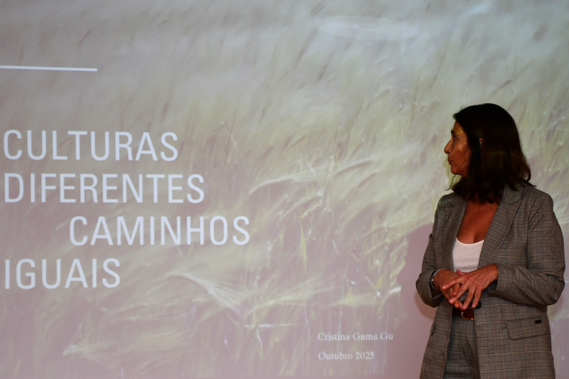 2025-10-28-foto-culturas-diferentes-caminhos-iguais-(104)