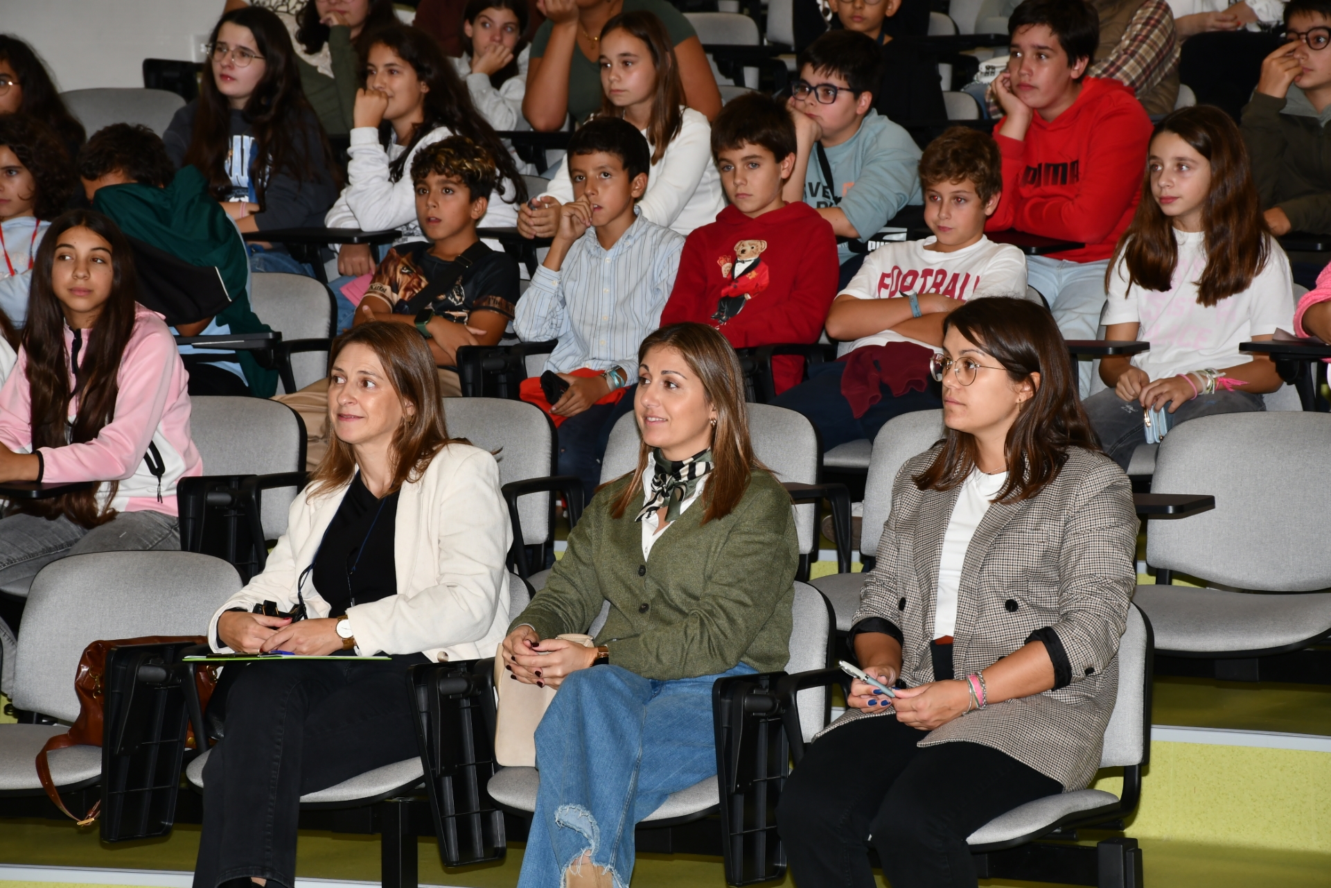 2025-10-31-foto-acao-de-sensibilizacao-competicao-sem-agressao-(109)