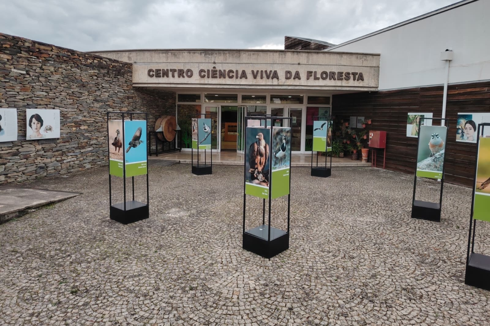 2025-11-03-foto-visita-ao-centro-ciencia-viva-da-floresta-proenca-a-nova-(100)