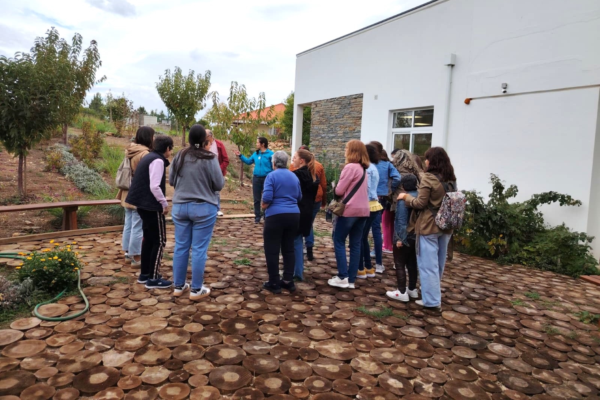 2025-11-03-foto-visita-ao-centro-ciencia-viva-da-floresta-proenca-a-nova-(101)