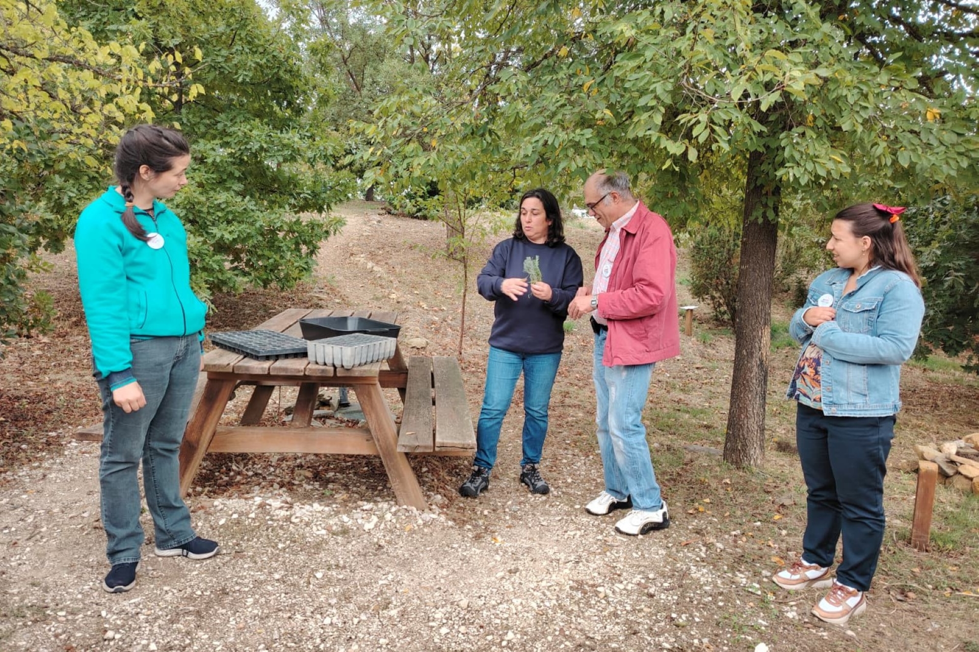 2025-11-03-foto-visita-ao-centro-ciencia-viva-da-floresta-proenca-a-nova-(123)