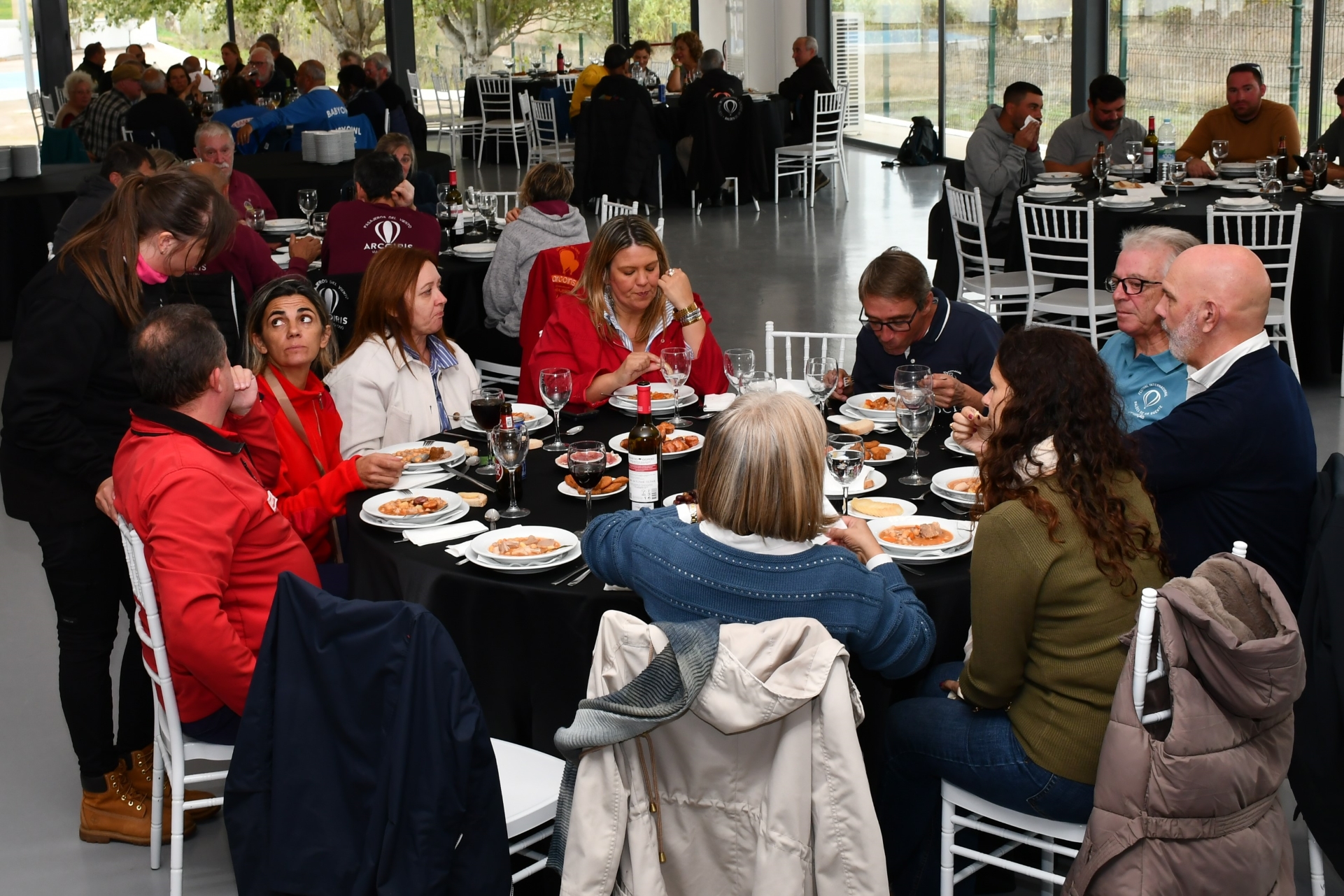 2025-11-17-foto-festival-de-baloes-pilotos-ficam-em-terra-e-visitam-patrimonio-(124)