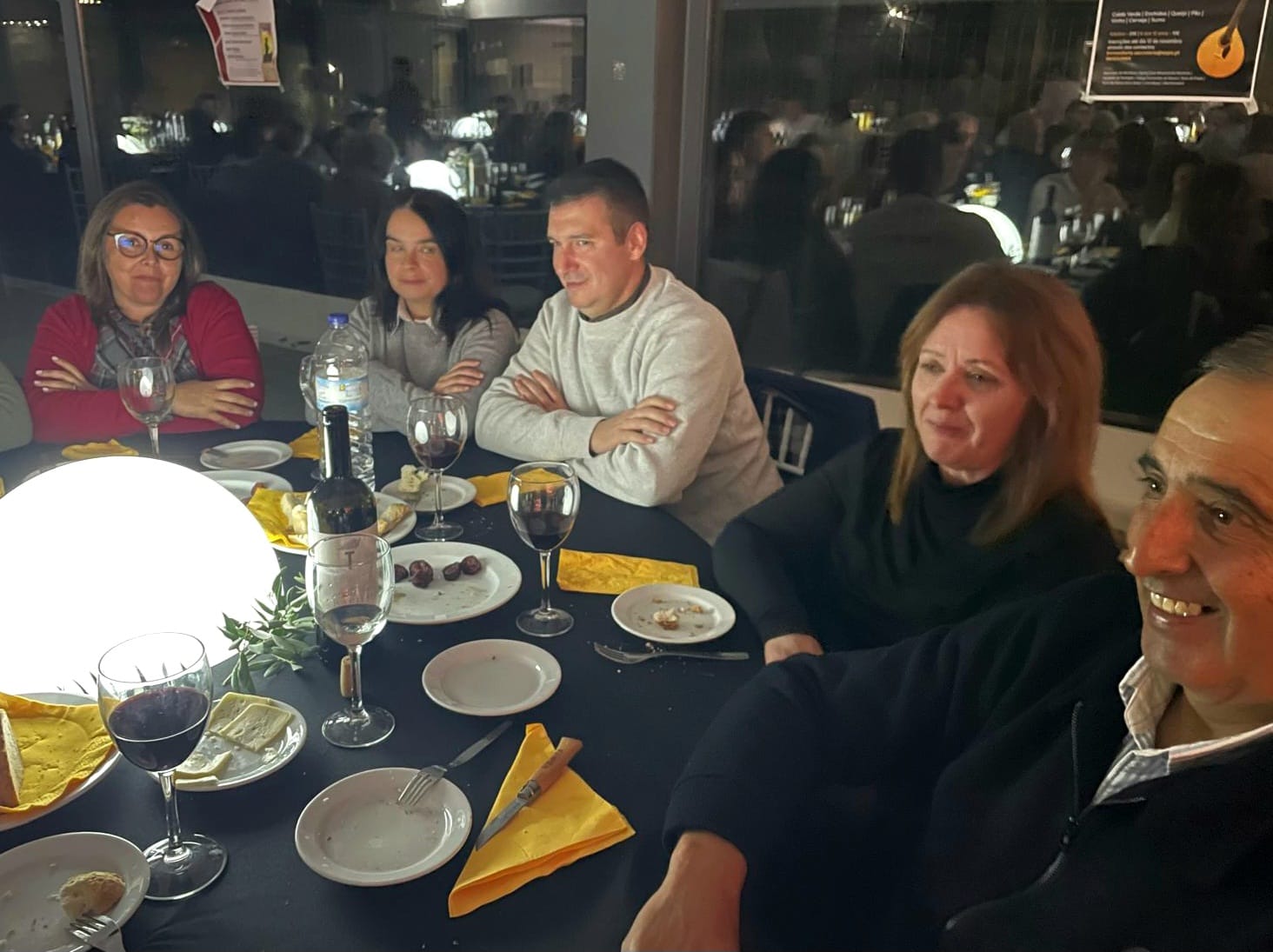 2025-11-17-foto-noticia-noite-de-fados-marcou-comemoracoes-dos-40-anos-dos-b-v-monforte-(103)