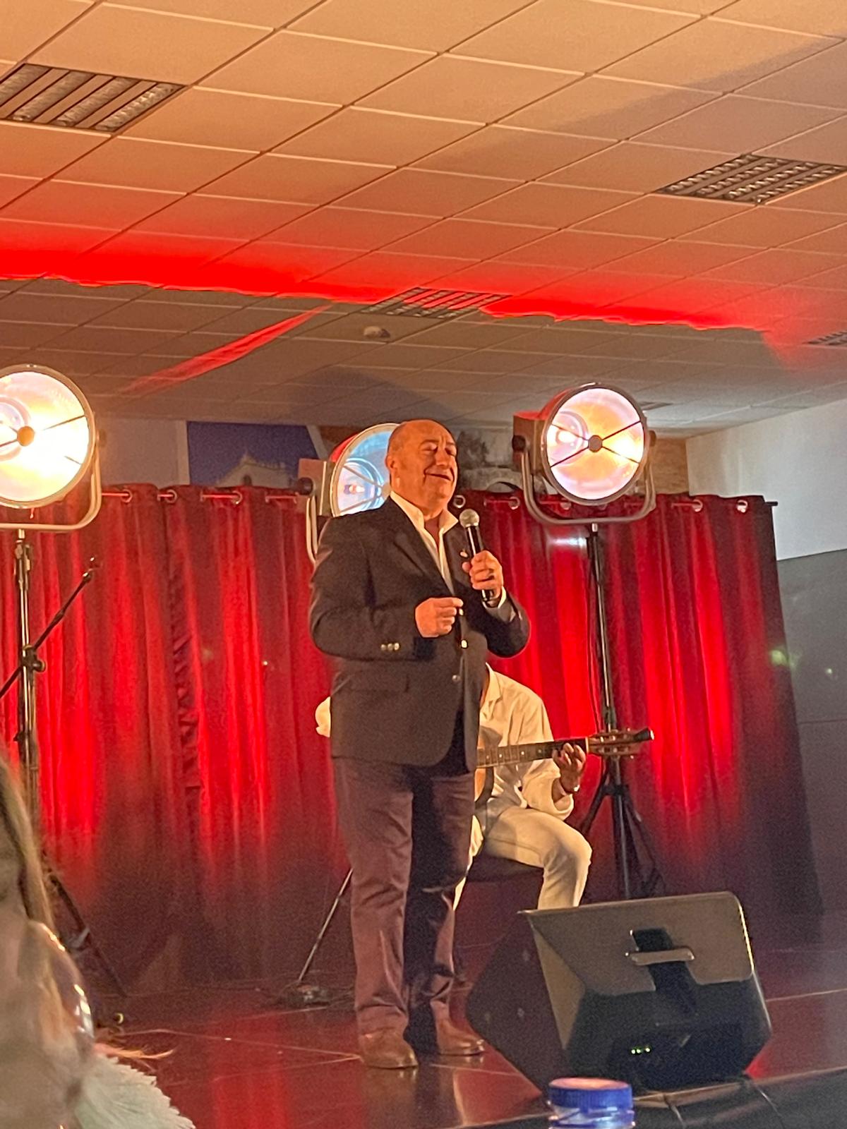 2025-11-17-foto-noticia-noite-de-fados-marcou-comemoracoes-dos-40-anos-dos-b-v-monforte-(111)