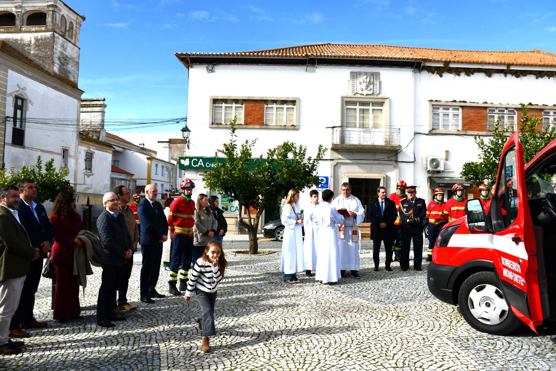 2025-11-25-foto-bombeiros-de-monforte-celebraram-40-aniversario-(179)