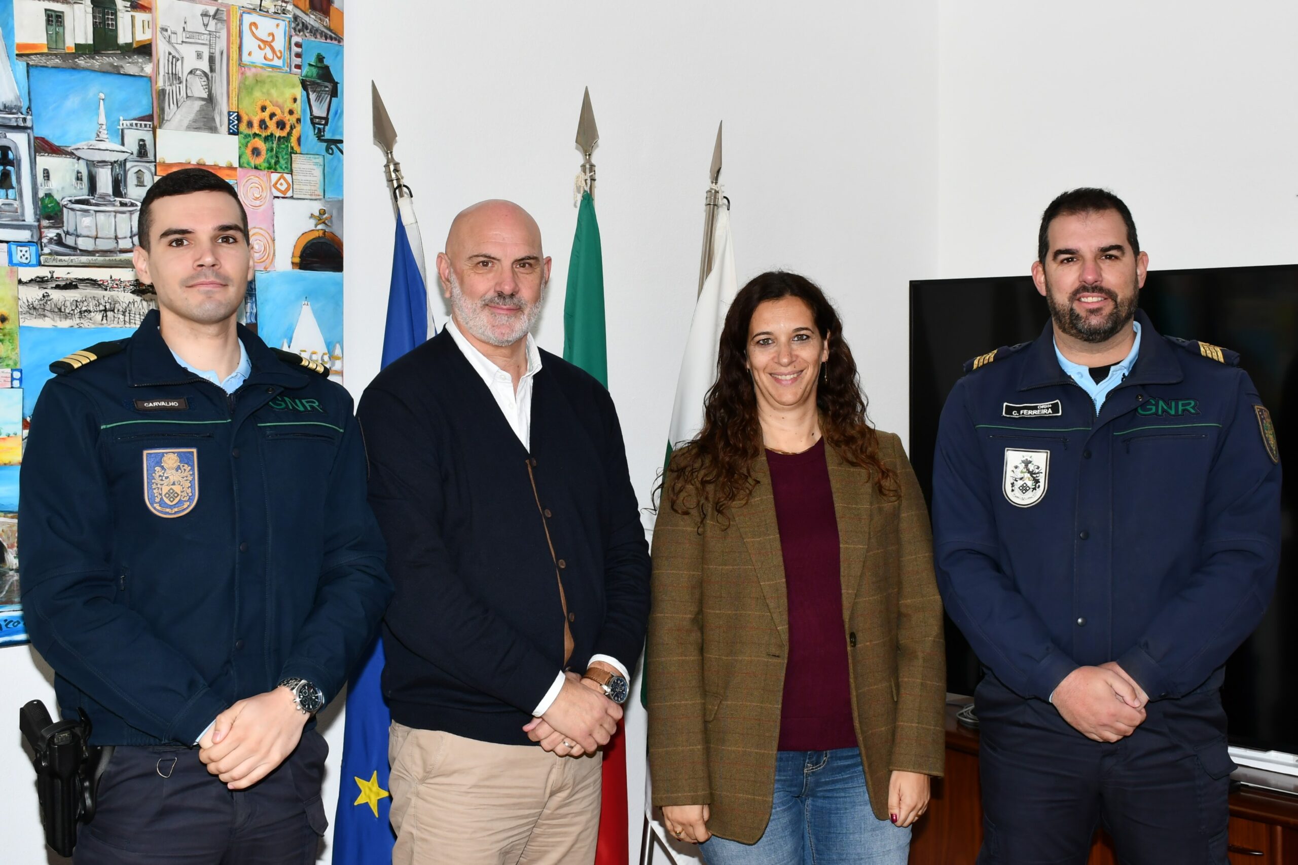 COMANDANTES DA GNR APRESENTAM CUMPRIMENTOS AO EXECUTIVO