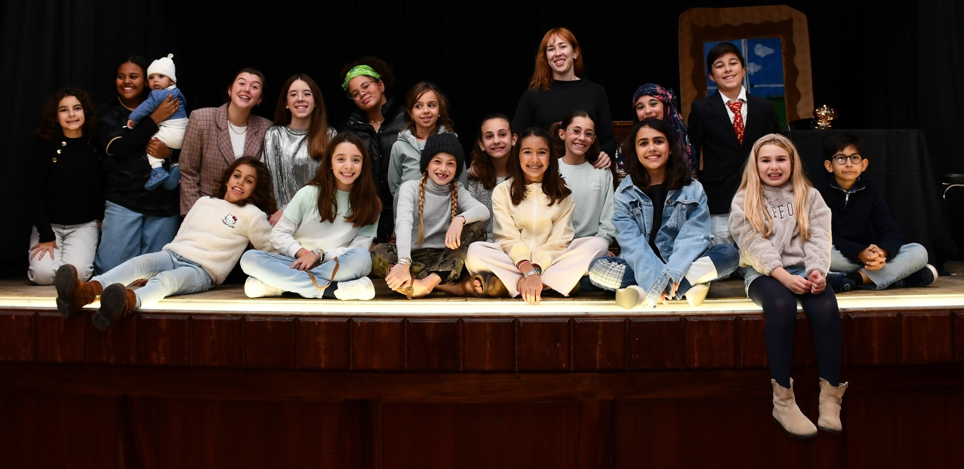 OFICINA DE TEATRO APRESENTA PROJETOS FINAIS