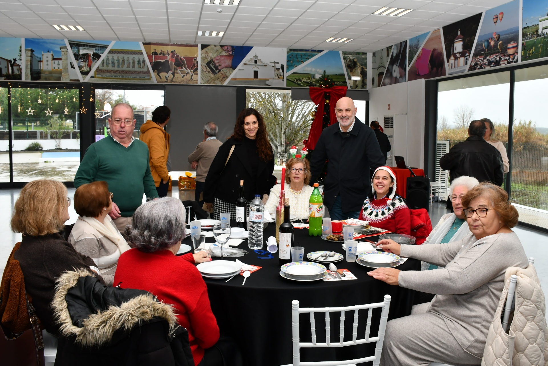 2025-12-19-foto-universidade-senior-festeja-natal-(102)