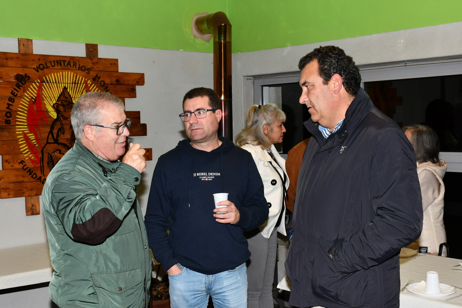 2025-12-20-foto-municipio-de-monforte-mantem-apoios-aos-bombeiros-(116)