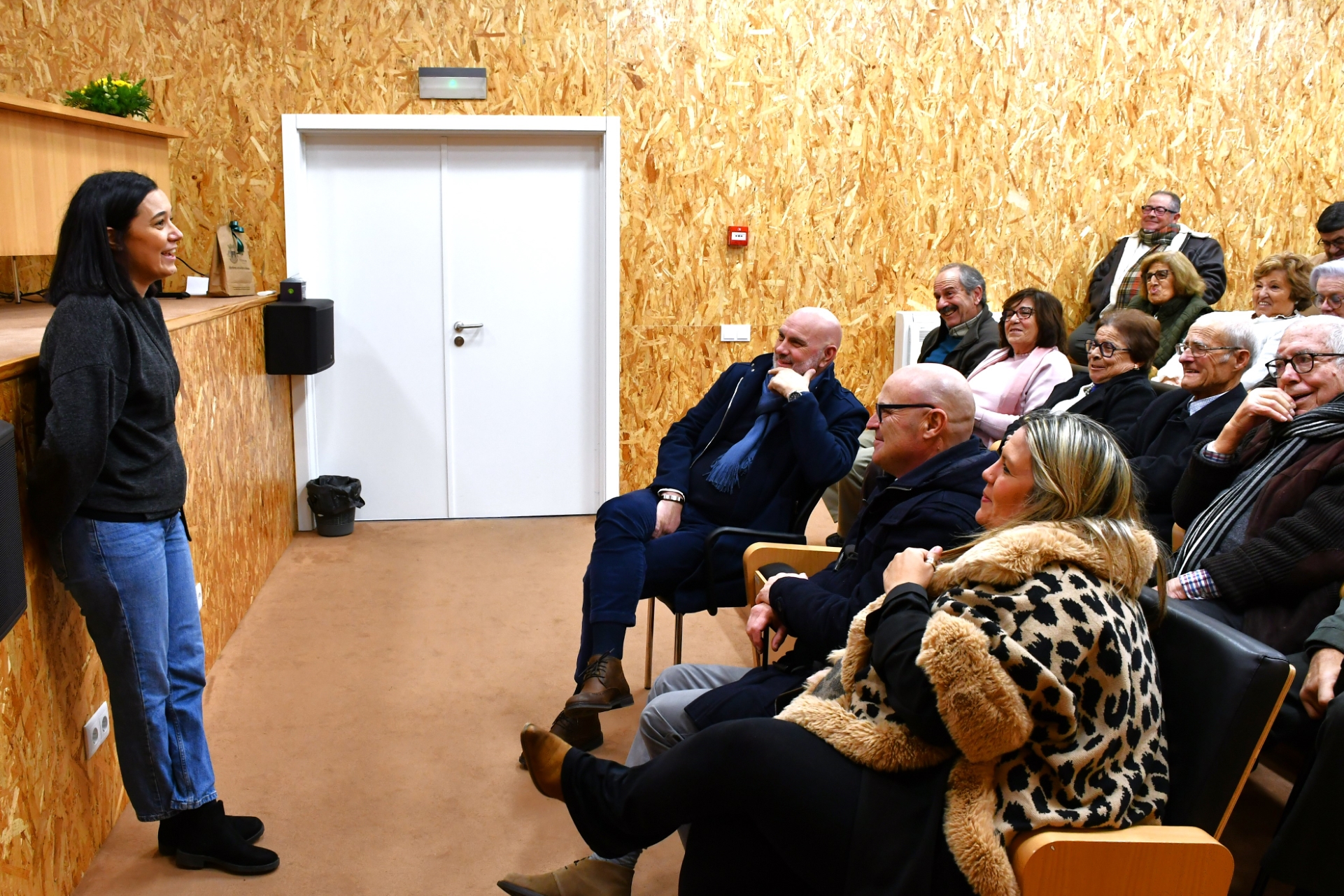 2026-01-06-foto-universidade-senior-festeja-13-aniversario-com-a-mae-imperfeita-(110)