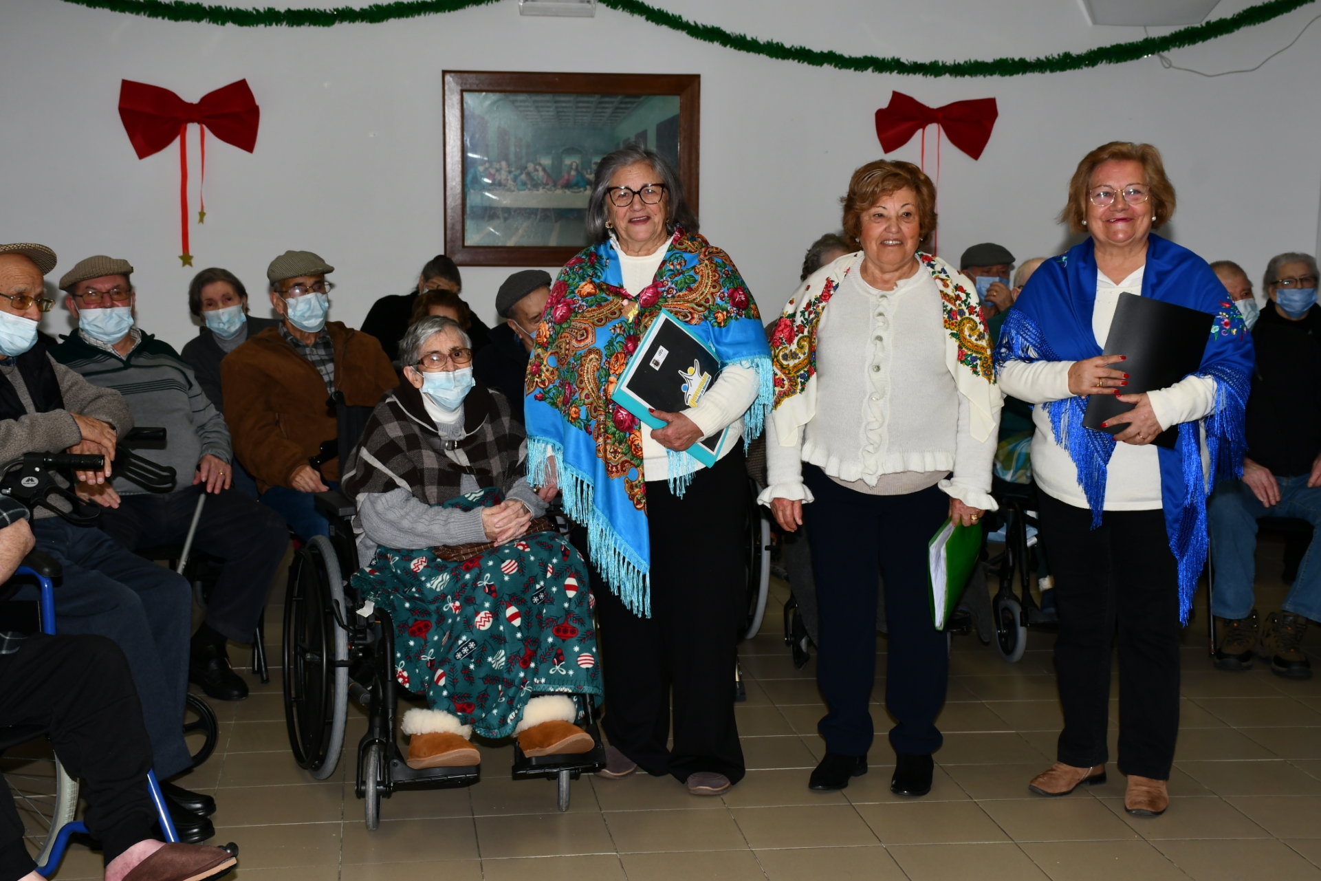 2026-01-09-foto-alunos-cantam-as-janeiras-(113)