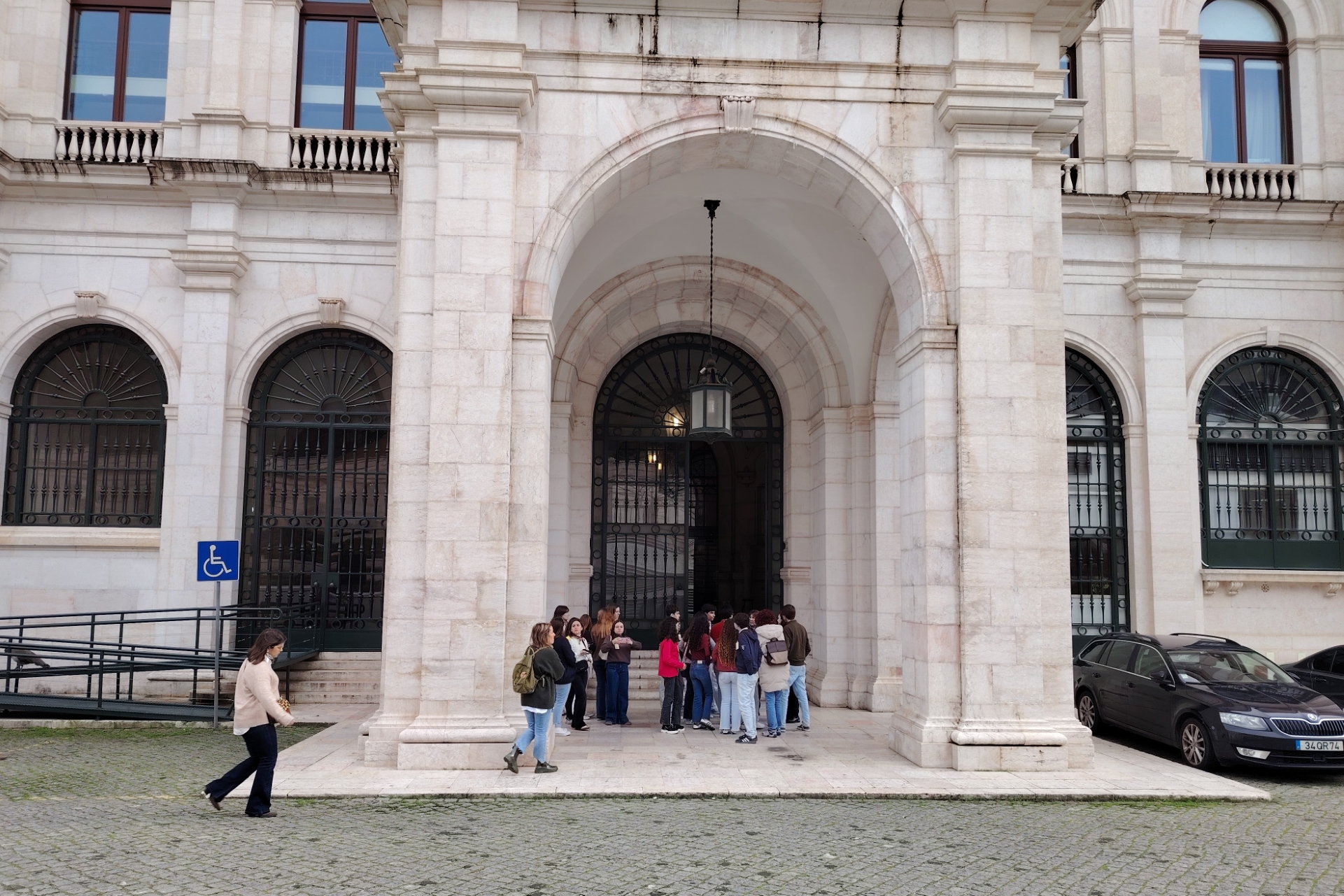 2026-01-14-foto-iupi5g-promove-visita-de-alunos-ao-parlamento-(106)