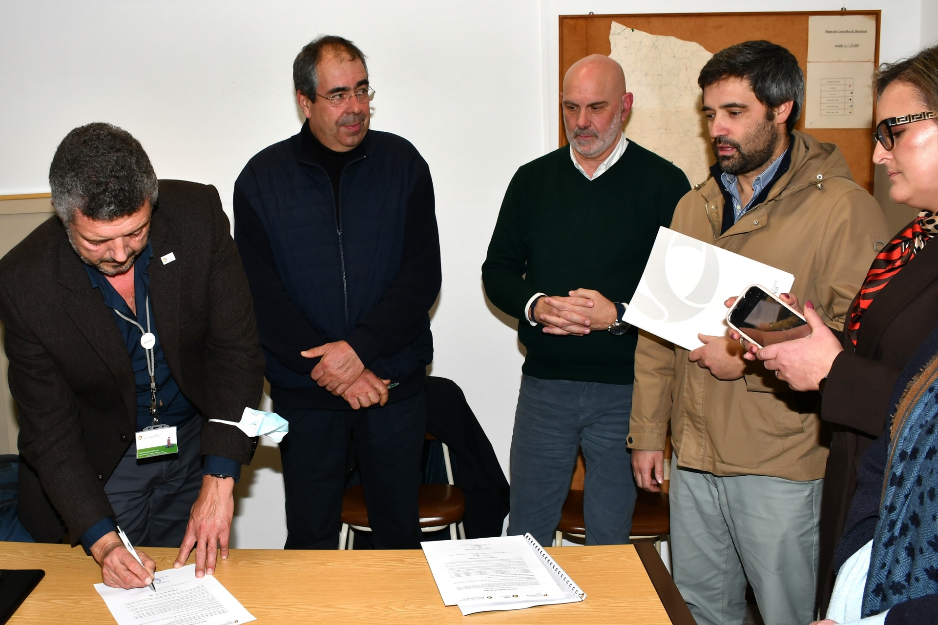 2026-02-07-foto-requalificacao-do-centro-de-saude-(22)