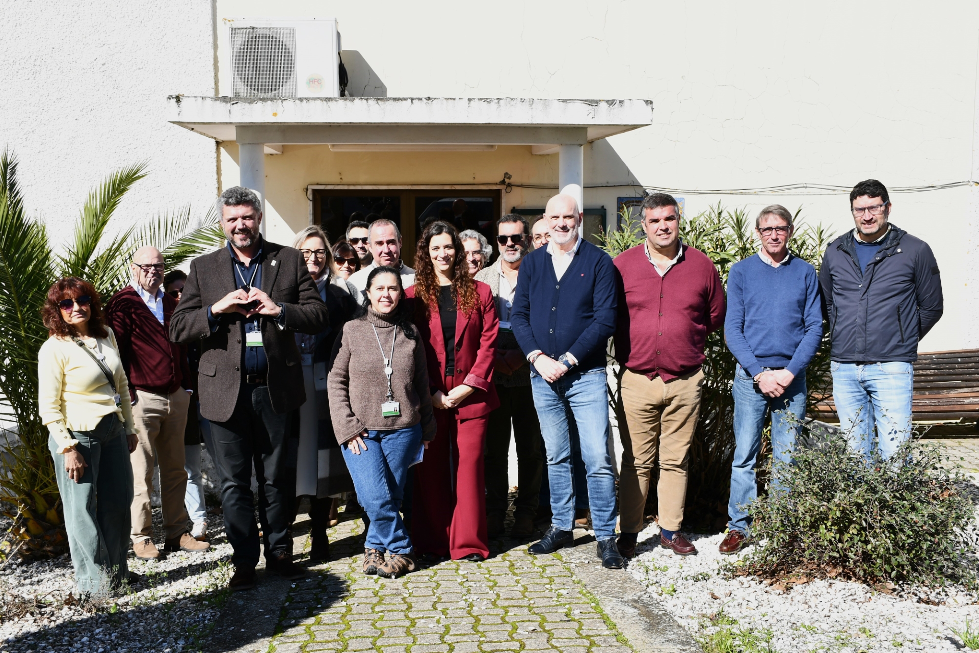 2026-02-23-foto-extensoes-do-centro-de-saude-alvo-de-obras-de-conservacao-(114)
