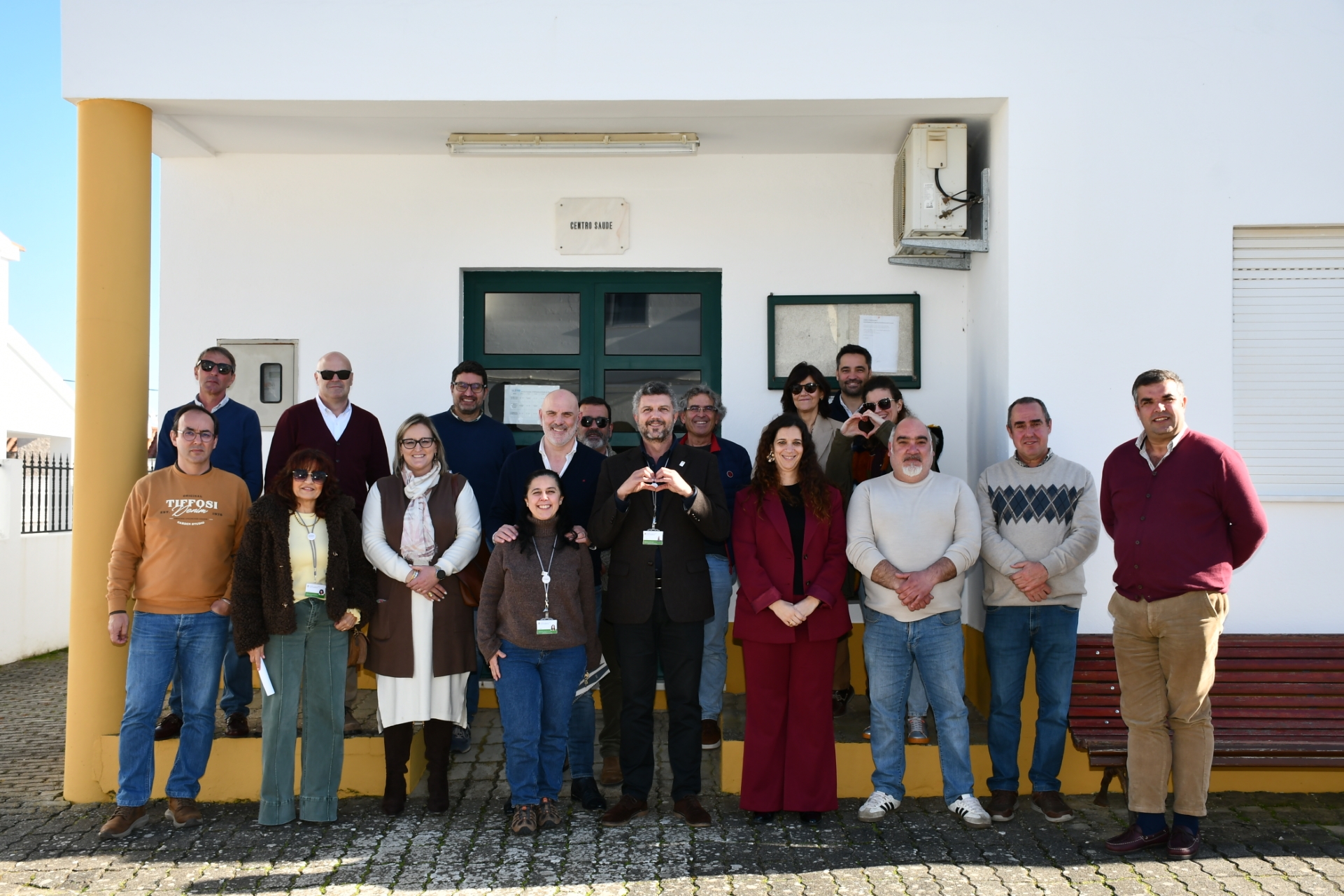 2026-02-23-foto-extensoes-do-centro-de-saude-alvo-de-obras-de-conservacao-(123)