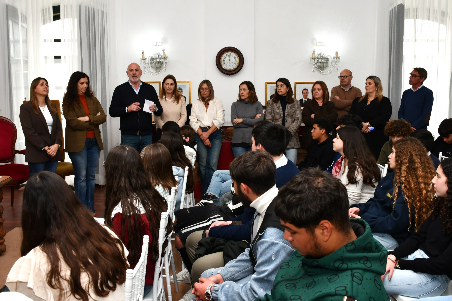 2026-03-23-foto-alunos-debatem-participacao-democratica-(105)