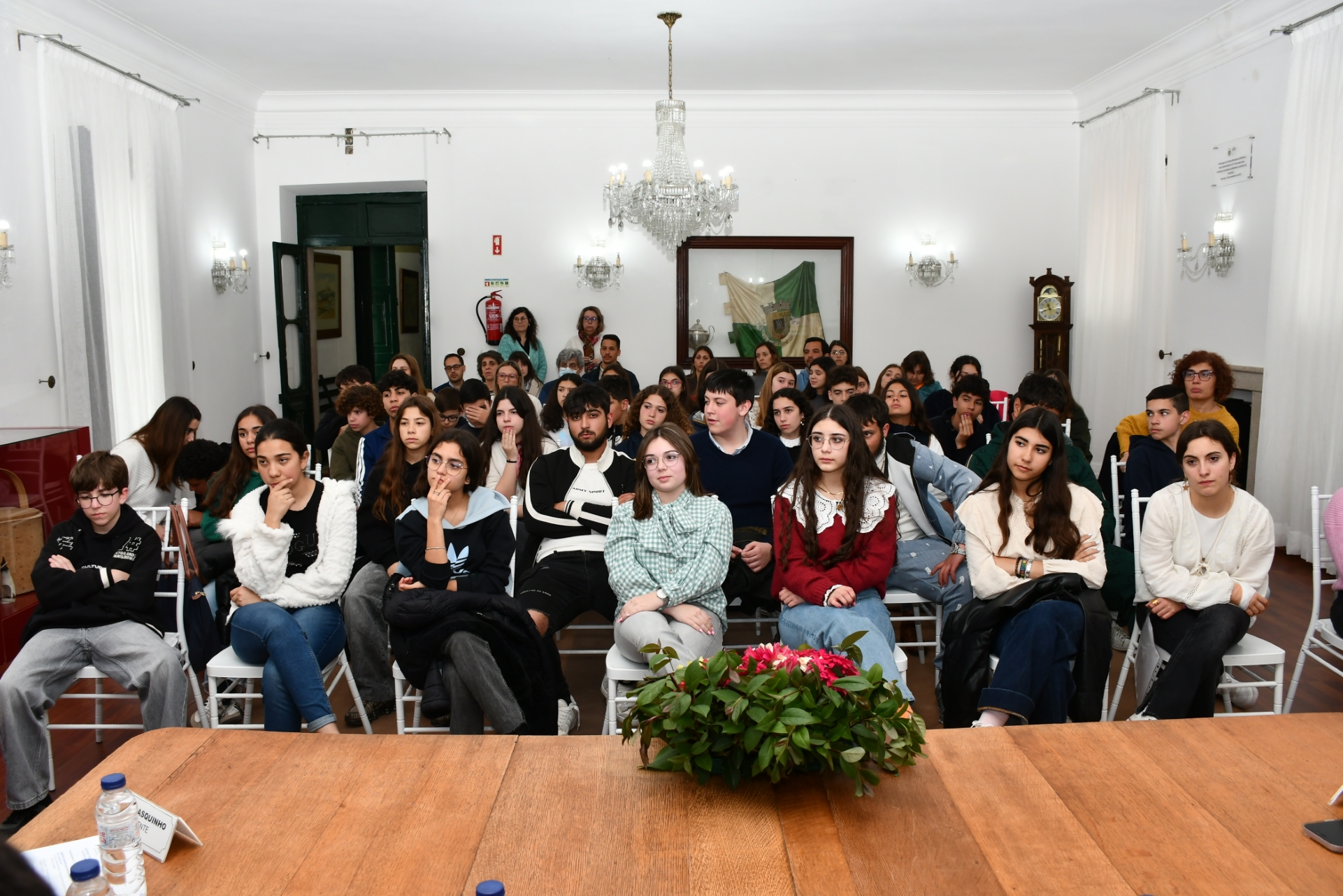 2026-03-23-foto-alunos-debatem-participacao-democratica-(115)