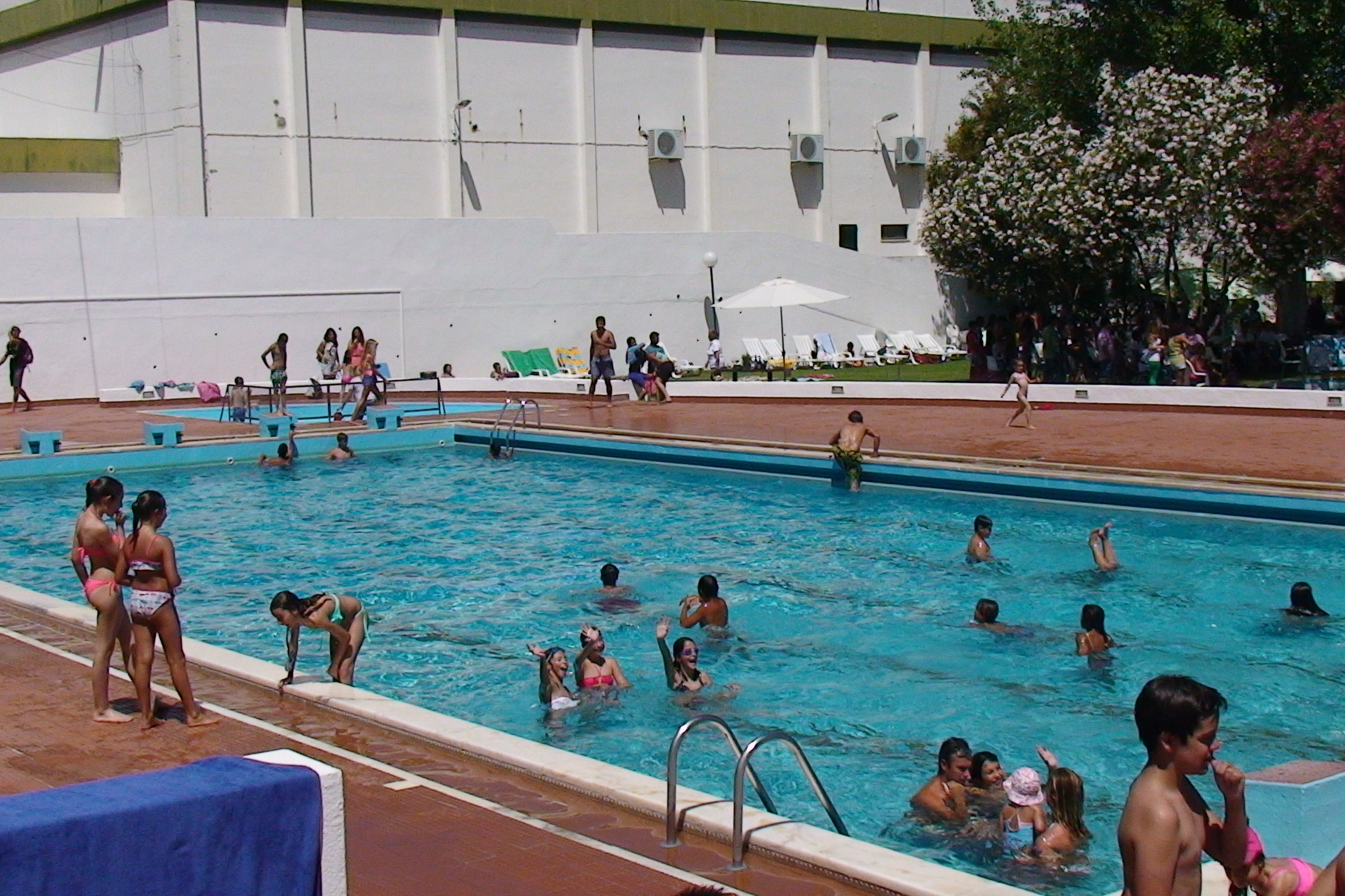 2022-05-08-equipamentos-piscina-municipal-descoberta-de-monforte-(100)